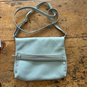 Hammett VIP Med bag light blue only used a few times!